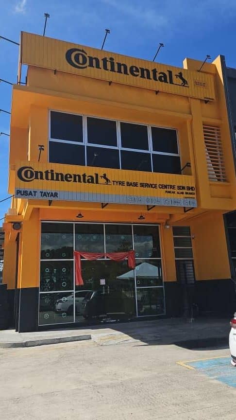 kedai tayar padang layang