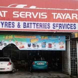 kedai tayar waa mercu niaga