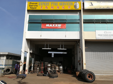 pusat servis kenderaan dan tayar segamat