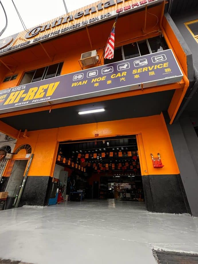 Wah Hoe car service 1 wah hoe car service